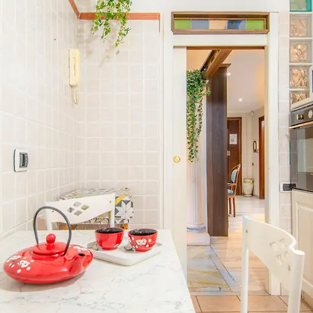 Vittoria's House * Rome